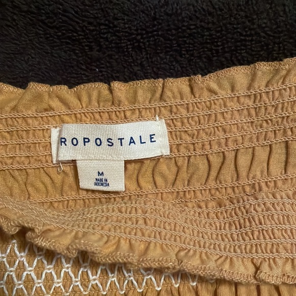 Aeropostale - Picture 3 of 3